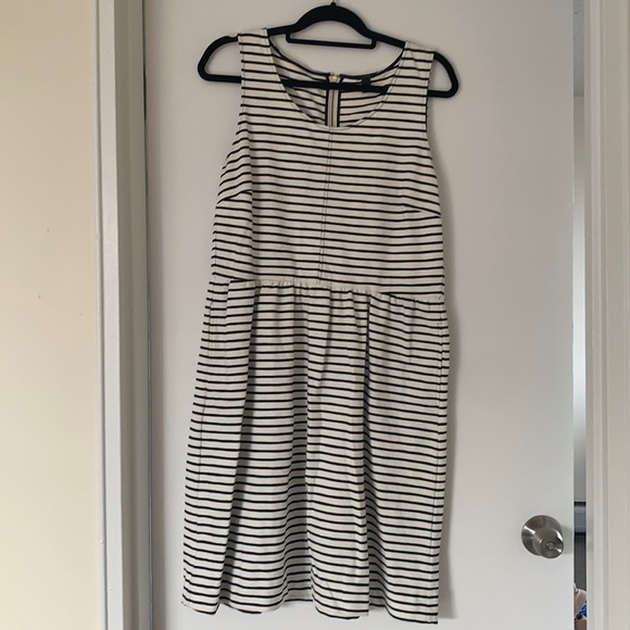 J. Crew Dresses & Skirts - Slightly worn J.Crew A-line white dress with black